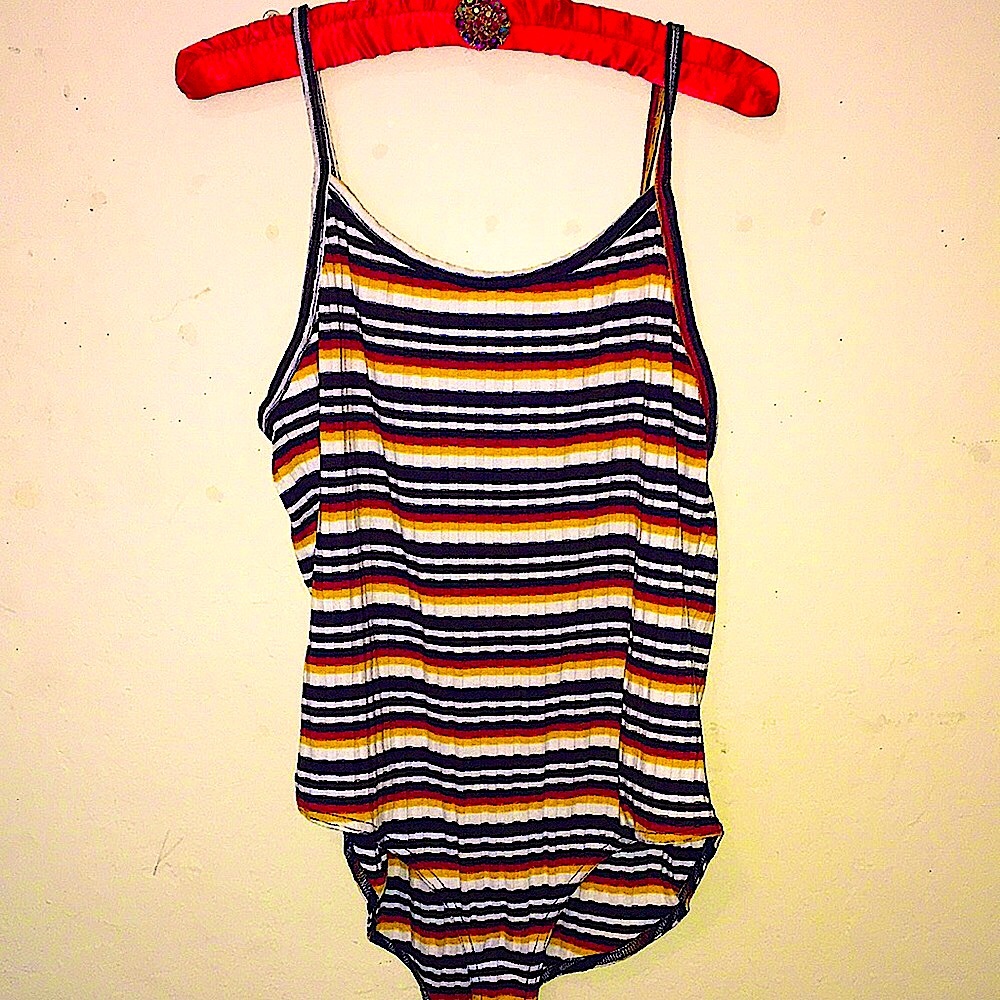 CUTE FOREVER 21 SIZE XL TANK TOP BODYSUIT-BLACK, CREAM, GOLD, BURGUNDY STRIPES